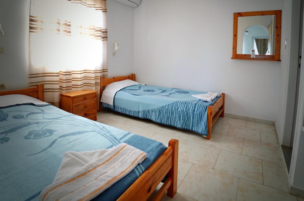 Studio Anthoula Kefalos  Phòng bức ảnh